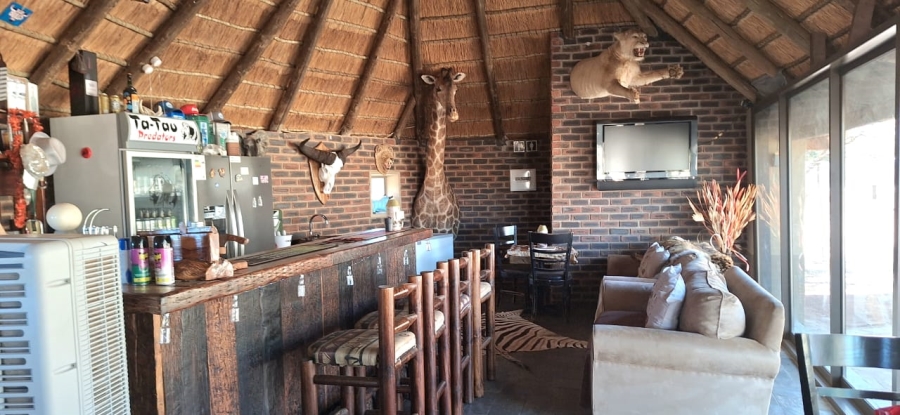 6 Bedroom Property for Sale in Zeerust North West